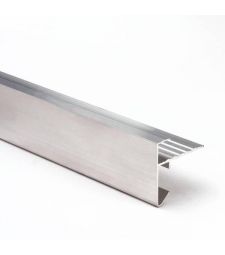 Daktrim Aluminium 4.5x4.5x250 cm.