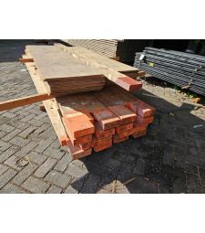 Gebruikt Balkhout 7x22x500 cm.